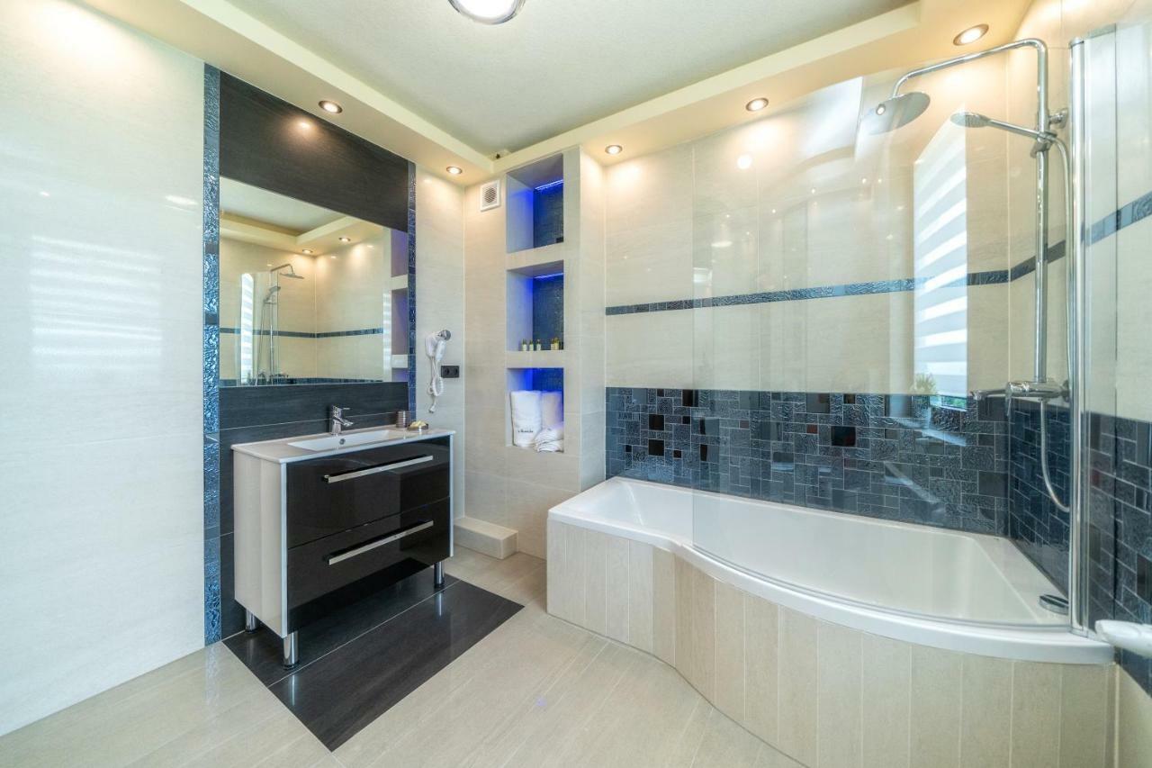 U Kowola Apartment ชาฟลารี ภายนอก รูปภาพ